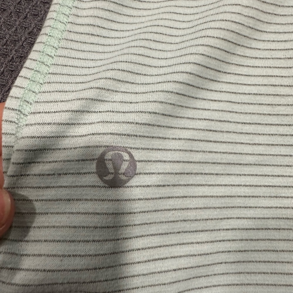 Lululemon Tank Top - Picture 2 of 4